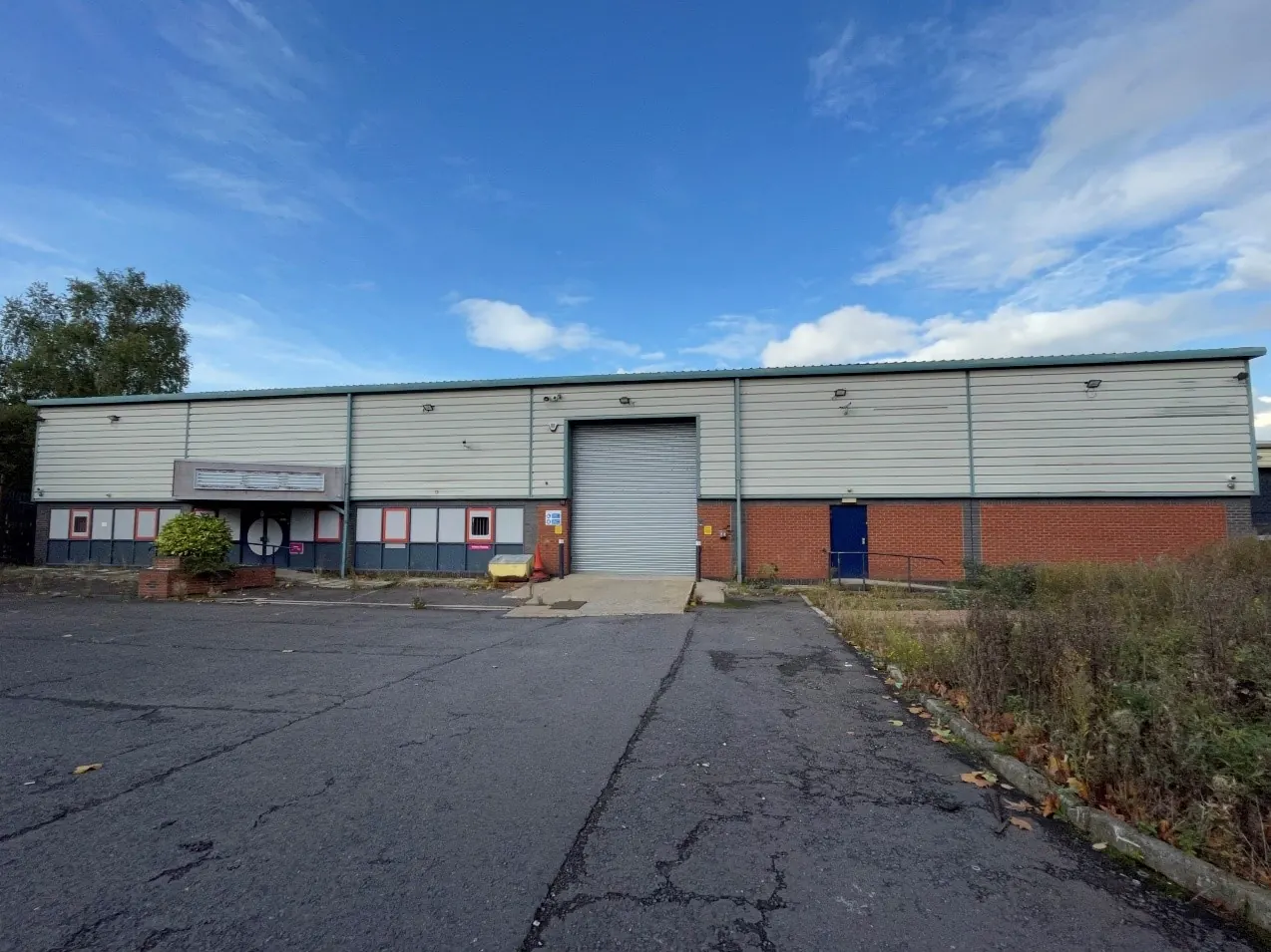 Exterior before the works